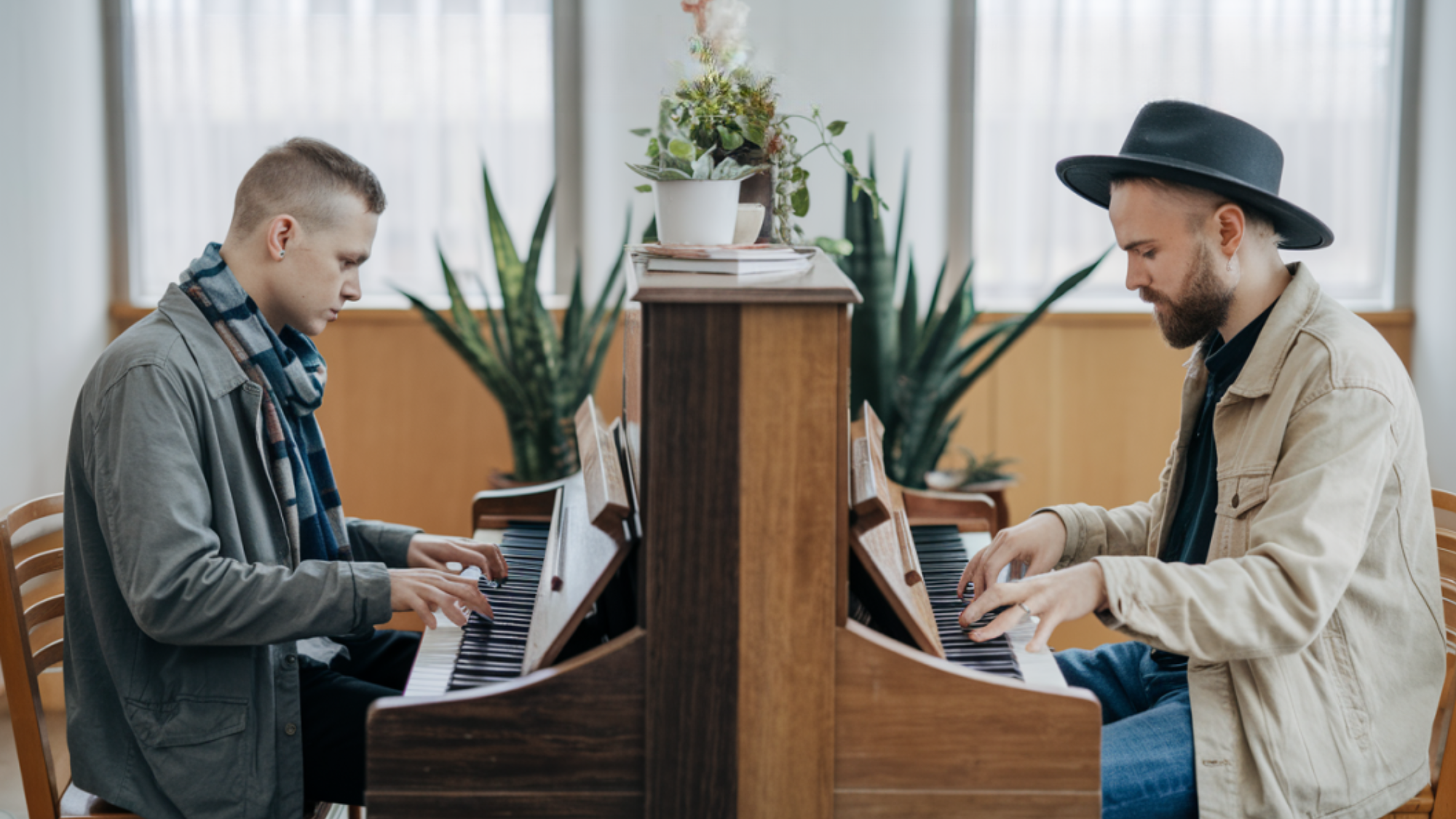 Key_Differences_Between_a_Songwriter_and_a_Composer