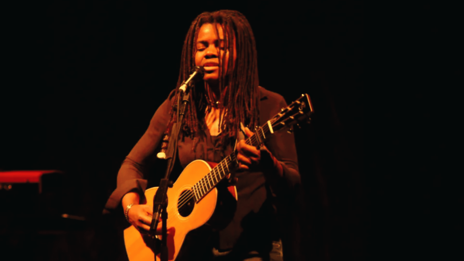 give me one reason to stay here chords