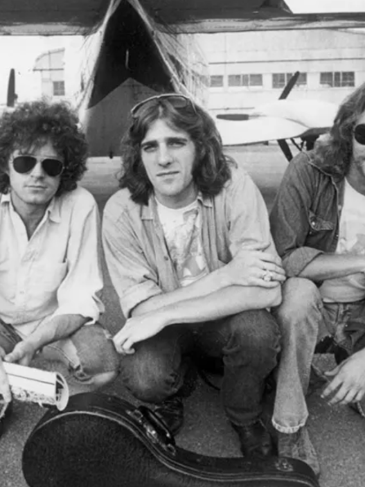Peaceful Easy Feeling Lyrics and Chords by Eagles